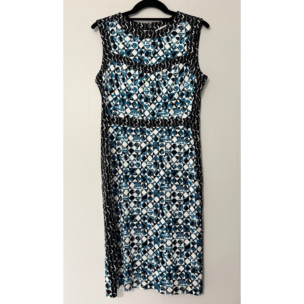 Diane von Furstenberg DVF Size 4 100% Silk Sleeveless Dress